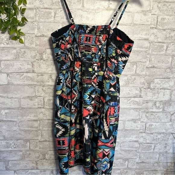 Aztec Print padded Dress Colorful Fun Size Large - Picture 3 of 7